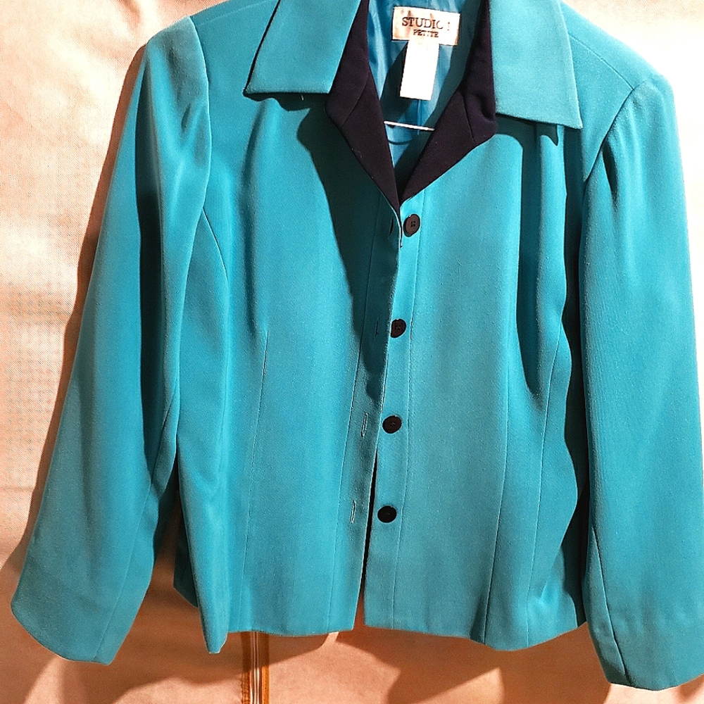A Blazer size 10P
